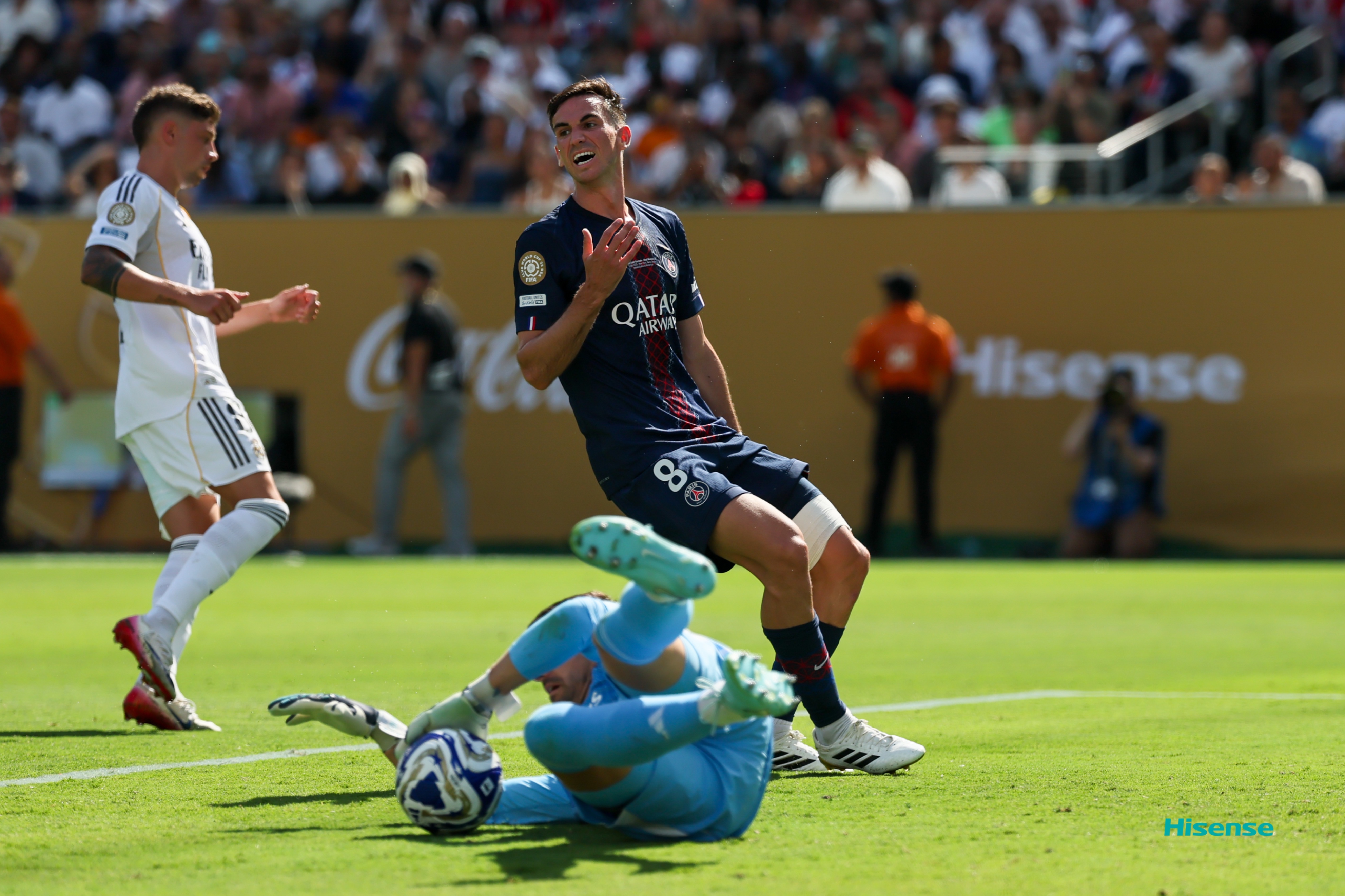 壹号娱乐清晨突围战来临，里昂围绕法国杯遗憾出局，话题不断，团队化学反应显著的简单介绍